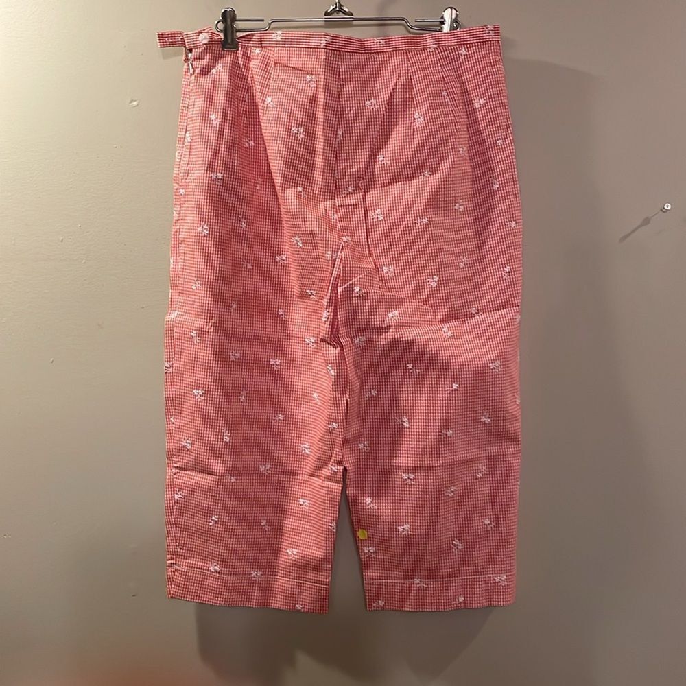 NWT LOFT Capri’s - Picture 5 of 9